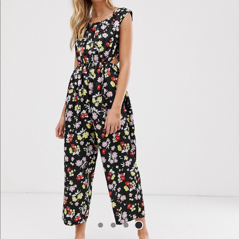 ASOS NWT cutout floral satin jumpsuit size 14